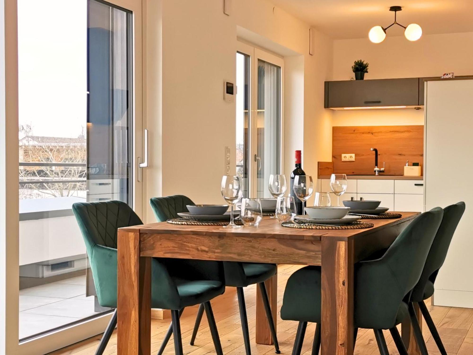 Fynbos Penthouse Deluxe, Balkon, Parkplatz Straubing Exterior foto
